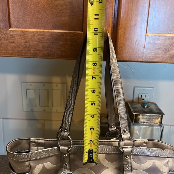 Authentic Coach Purse - Picture 13 of 13